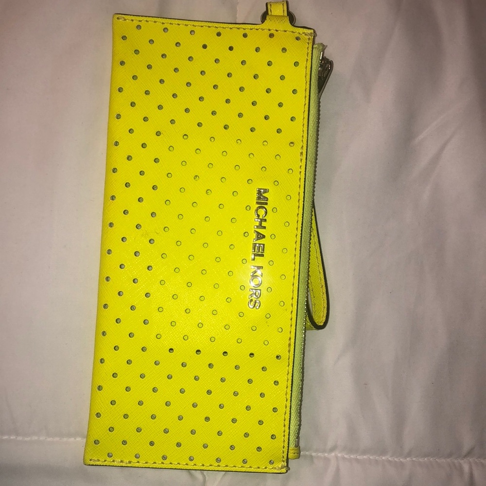 Michael Kors wristlet